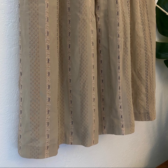 VINTAGE High Waisted Silky Skirt - Picture 3 of 10